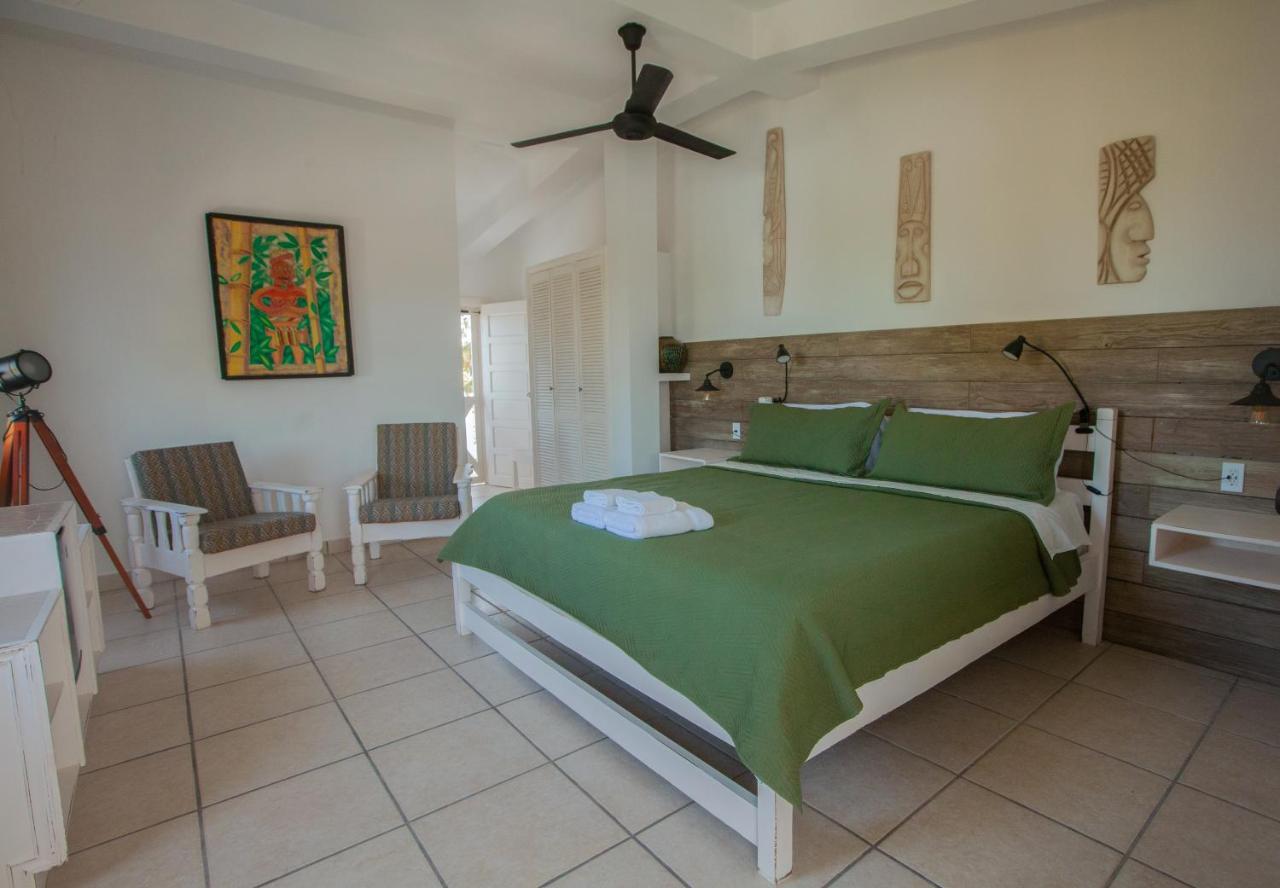 Treetops Hotel Caye Caulker Exterior foto