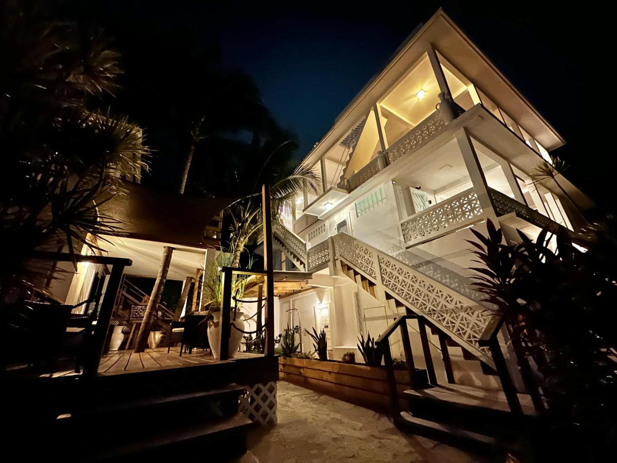 Treetops Hotel Caye Caulker Exterior foto