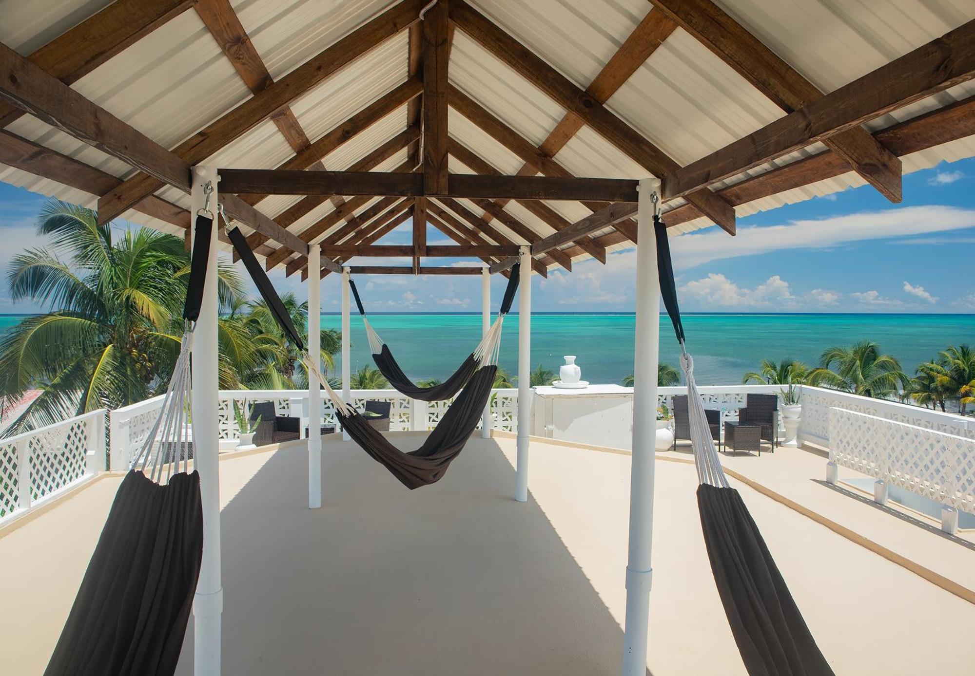 Treetops Hotel Caye Caulker Exterior foto