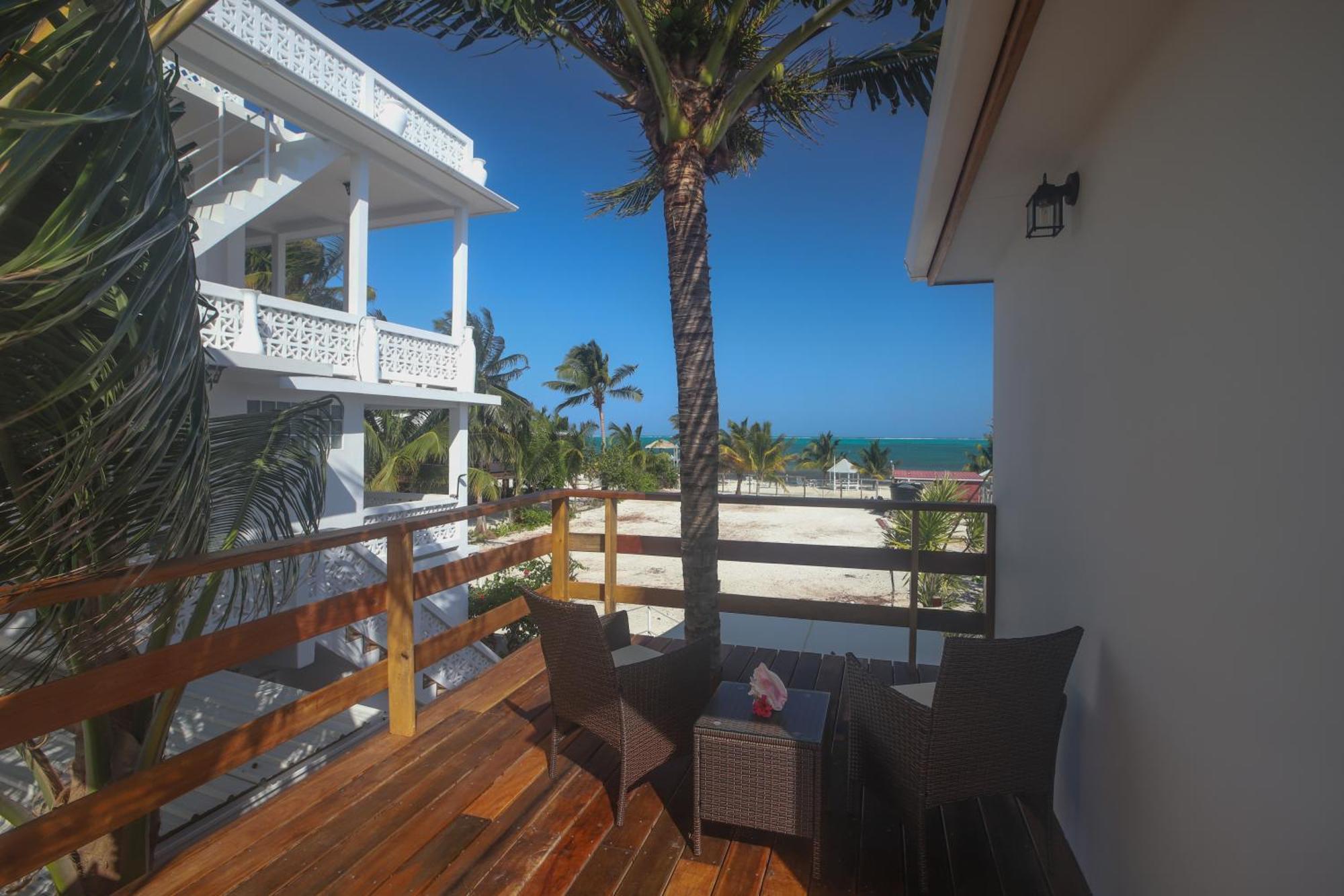 Treetops Hotel Caye Caulker Quarto foto