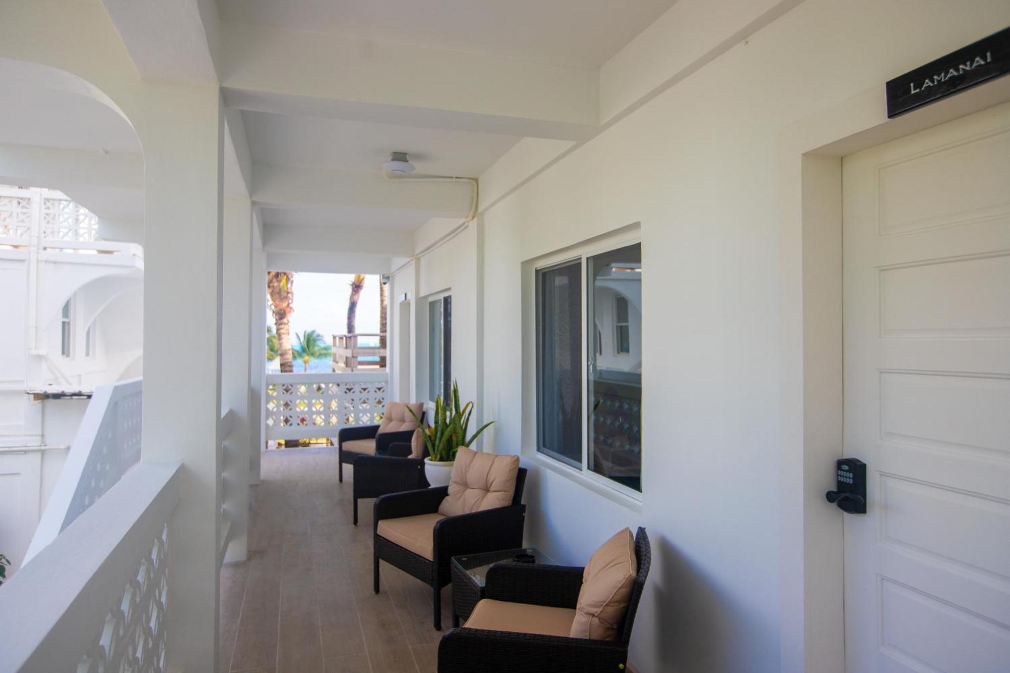 Treetops Hotel Caye Caulker Exterior foto